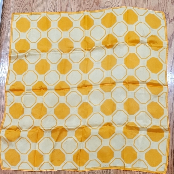 Vintage honey comb scarf - Picture 1 of 2